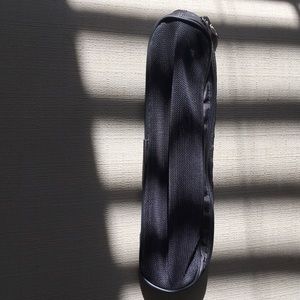 Mesh Tumi Small Case